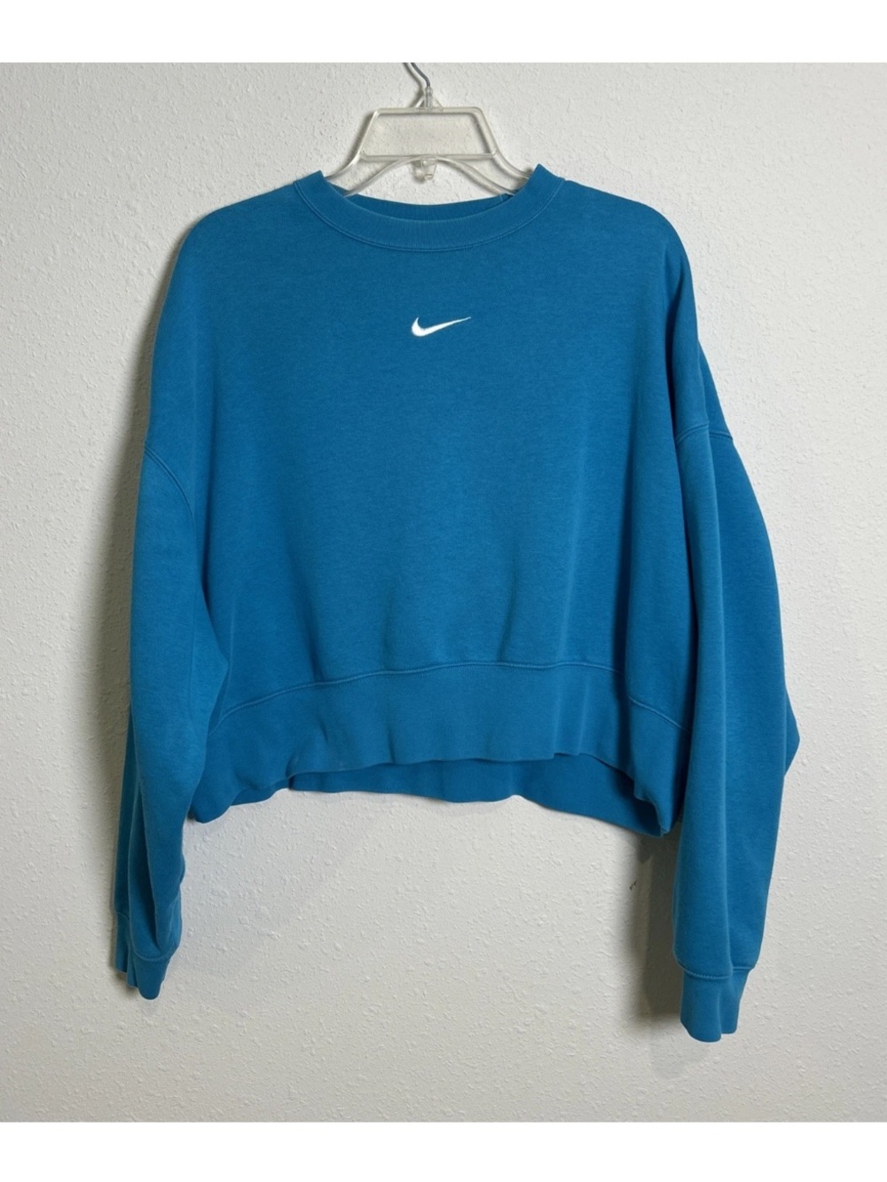 Nike Cropped Oversized Sweatshirt Women’s Small Crewneck Teal Center Swoosh